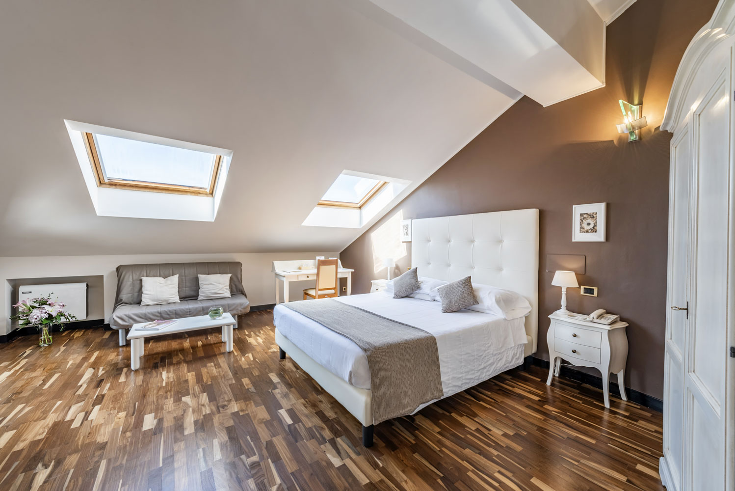 Junior Suite, Lake View